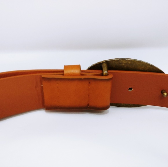 Southwestern style womens belt with solid buckle - Picture 4 of 7
